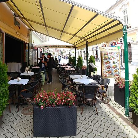 Cherry Apartman Eger Extérieur photo